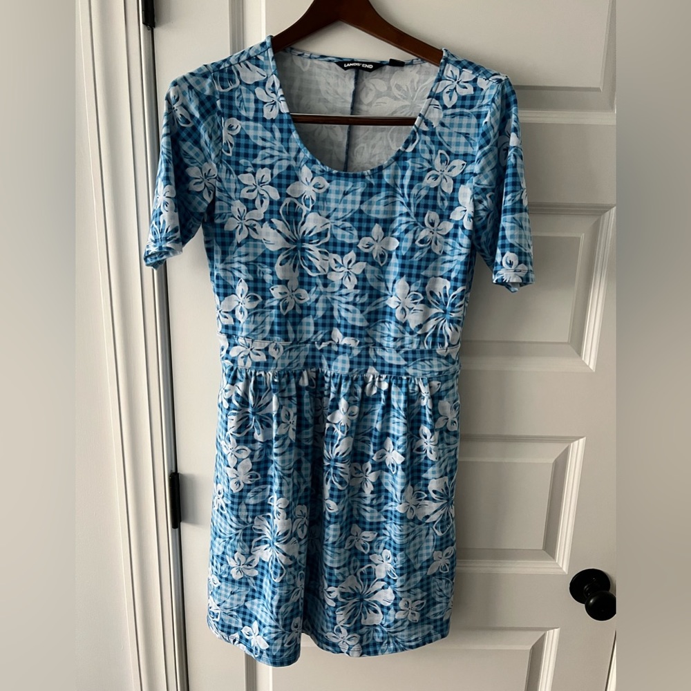 Lands’ End Dress SZ S/P Petite 6-8 blue Floral short sleeve pockets cotton blend